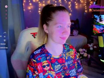 Lilith-girls-party webcam bongacams model stream image