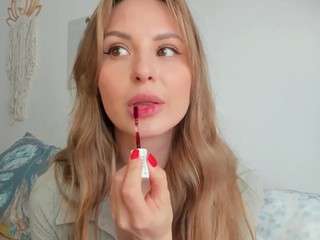 f1oraa webcam model stream image