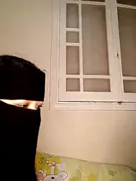 ONY-Qamar webcam model stream image