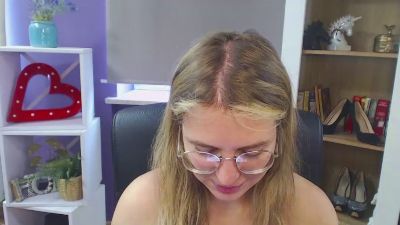 xZoey webcam cam4 model stream image