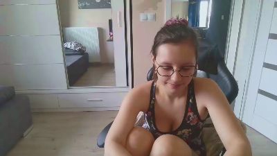 ElianaSweetnes webcam model stream image