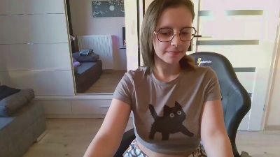 ElianaSweetnes webcam model stream image