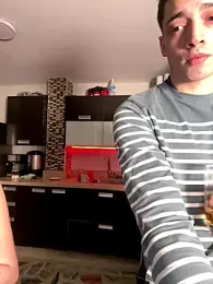 kevin_hotgirls webcam model stream image