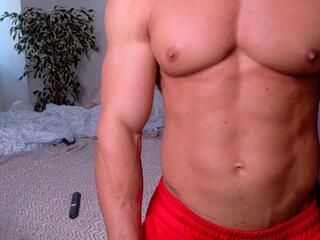 Kai & Yannis webcam model stream image