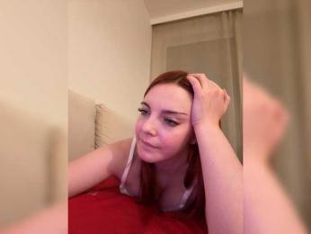 YourDreamWoman webcam model stream image