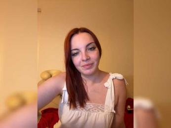 YourDreamWoman webcam model stream image