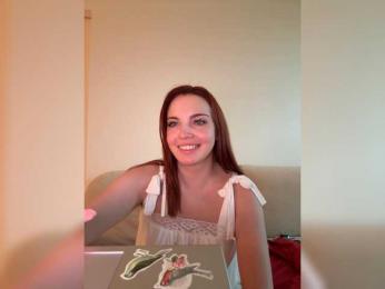 YourDreamWoman webcam model stream image