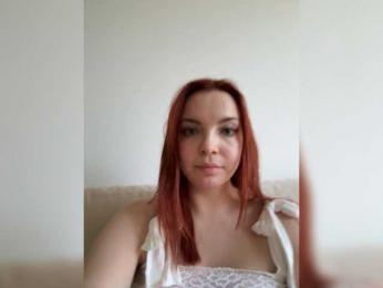 YourDreamWoman webcam model stream image