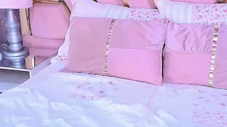KylieMonnett webcam model stream image