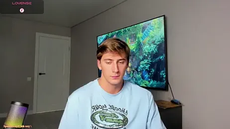 DaniHort webcam stripchat model stream image