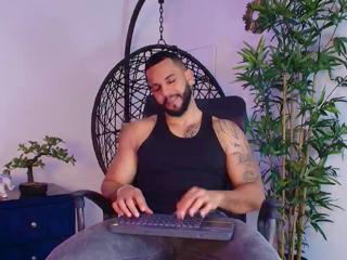 Dominik Blazze webcam model stream image