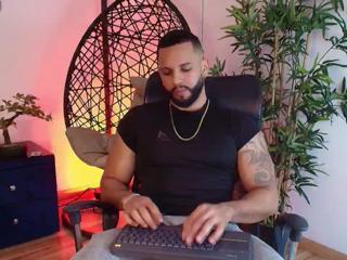 Dominik Blazze webcam model stream image