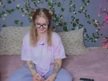 benevolently webcam chaturbate model stream image