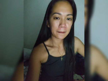 Kiana11 webcam bongacams model stream image