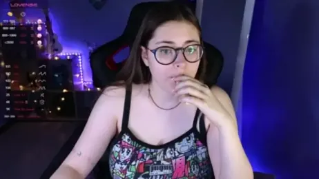 Mouse_Glow webcam model stream image