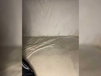 Slim_baby webcam model stream image