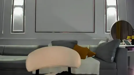 Lunaonekiss webcam model stream image