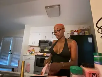 VixenCapri webcam model stream image