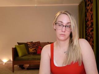 Zoey Evans webcam model stream image