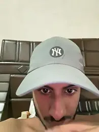 hotieboiie webcam preview