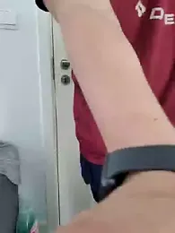 Woonee1680 webcam model stream image