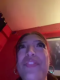 LizzyLush_ webcam model stream image
