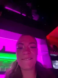 LizzyLush_ webcam model stream image
