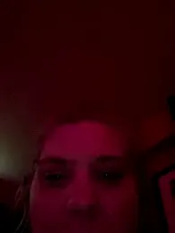 LizzyLush_ webcam model stream image