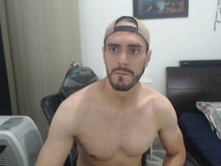 Jusstin I webcam flirt4free model stream image