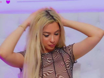 AriannaSins webcam bongacams model stream image