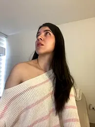 saori_10 webcam model stream image