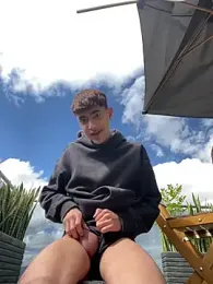 justinbeer_ webcam model stream image