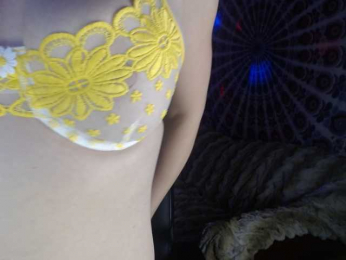 kellywildnnout webcam model stream image