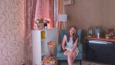LynetBow webcam model stream image