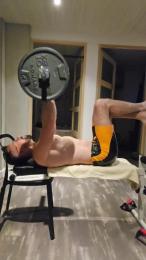 fred2085 webcam model stream image