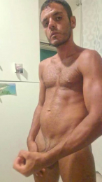 Aleshow95 webcam model stream image