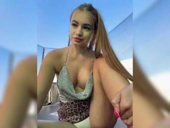 ------_ webcam model stream image