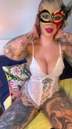 Ladyofthenight7 webcam model stream image