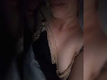 NiKa-ON webcam model stream image