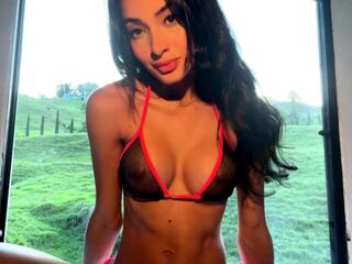 Amely Grey webcam model stream image