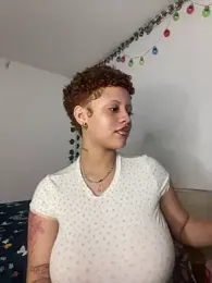 Charlotee_ webcam model stream image