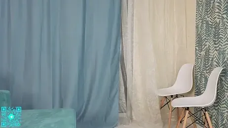 chloemilka webcam stripchat model stream image