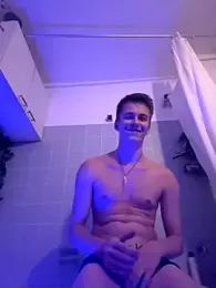 Toyjungee webcam model stream image