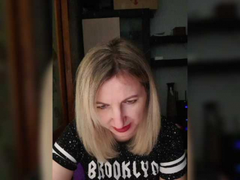 Nushka1984 webcam model stream image