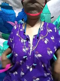 Tamil--Rani webcam model stream image