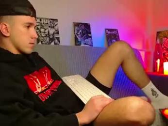midnighter__ webcam model stream image