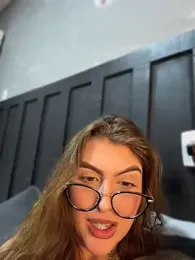 miiabellovic webcam stripchat model stream image