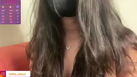 Hottie_ishuu webcam model stream image