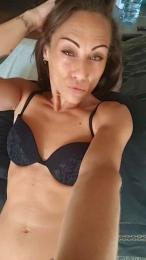 Saretta23 webcam cam4 model stream image