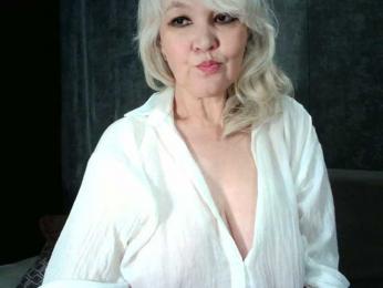 YaNellyaY webcam bongacams model stream image